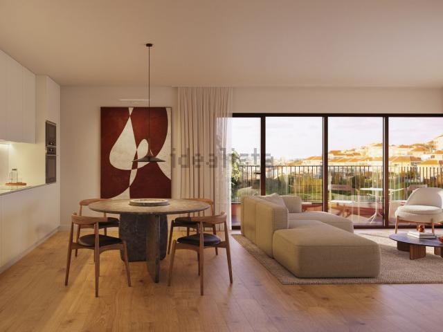 Apartamento, Laranjeiro e Feijó