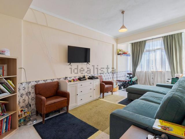 Apartamento, Laranjeiro e Feijó