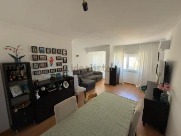 Apartamento, Laranjeiro e Feijó
