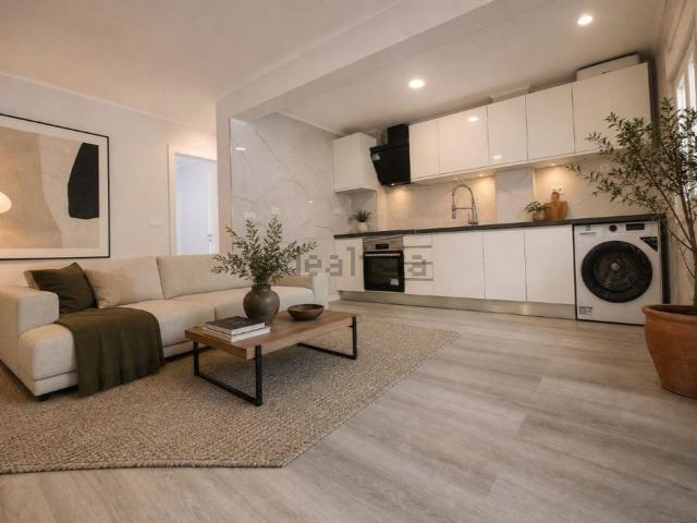 Apartamento, Laranjeiro e Feijó