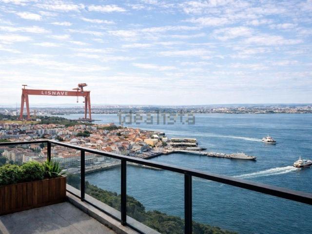 Apartamento, Laranjeiro e Feijó