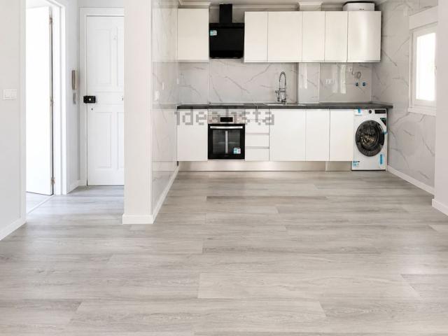 Apartamento, Laranjeiro e Feijó