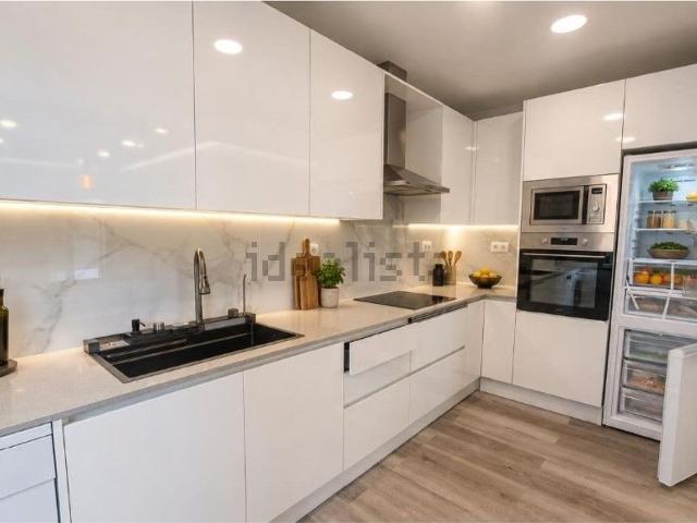 Apartamento, Laranjeiro e Feijó