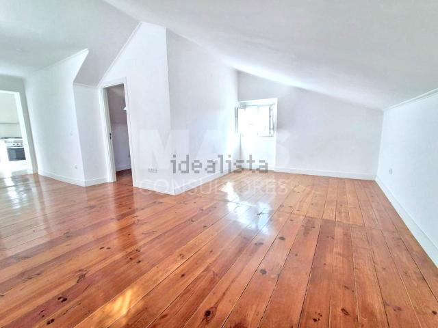 Apartamento, Laranjeiro e Feijó