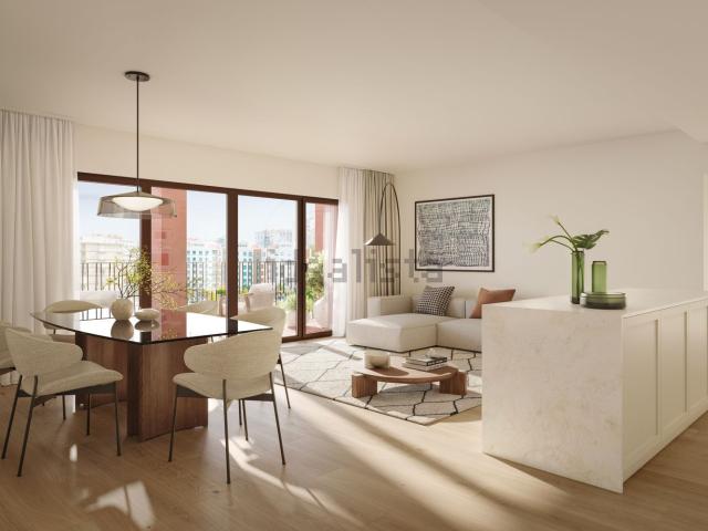 Apartamento, Laranjeiro e Feijó