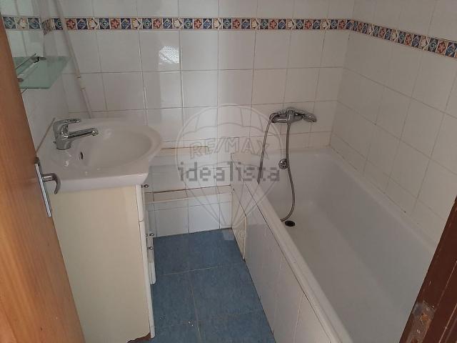 Apartamento, Laranjeiro e Feijó