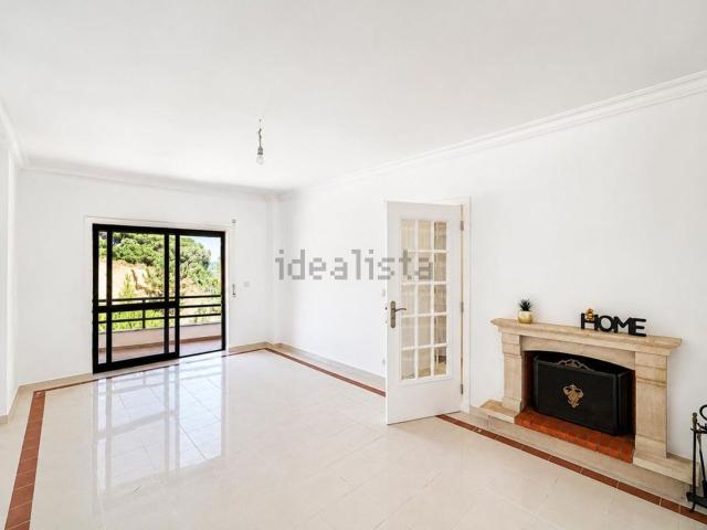 Apartamento, Laranjeiro e Feijó