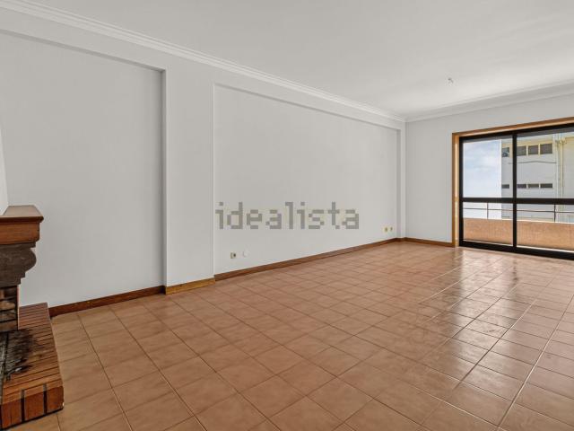 Apartamento, Lomar e Arcos