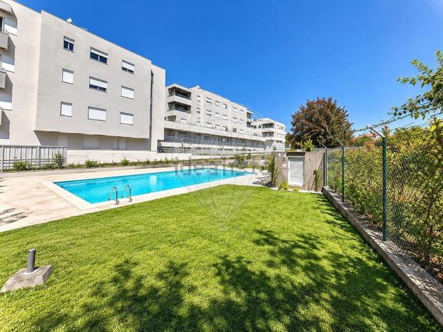 Apartamento, Lobão