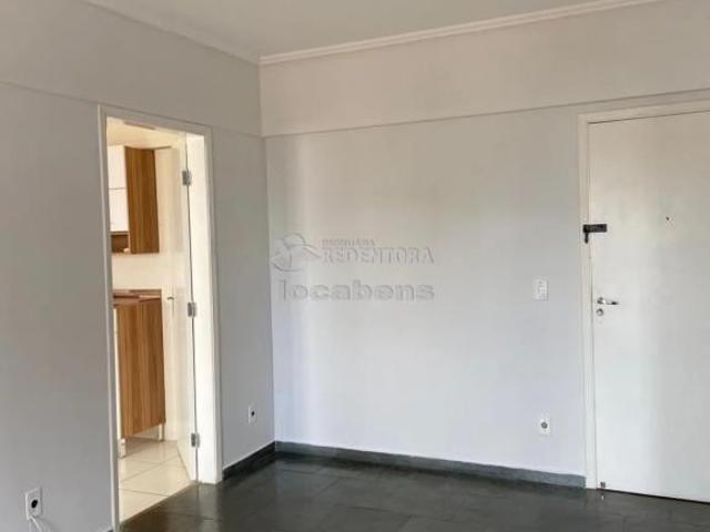 Apartamento localizado na Vila redentora com 1 dormitorio e 1 vaga de garagem