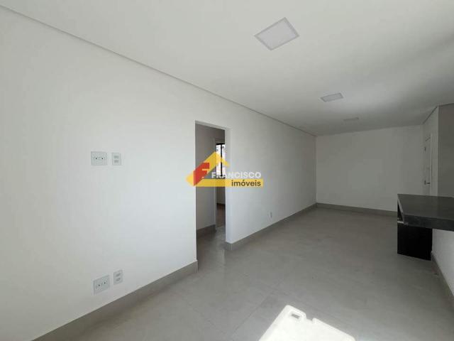 Apartamento localizado no bairro Centro