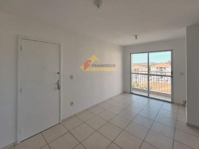Apartamento localizado no Bairro Realengo