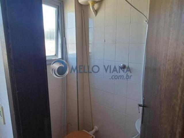 Apartamento localizado no Edificio Antonio Dutra, centro de São Lourenço MG,proximo de tudo