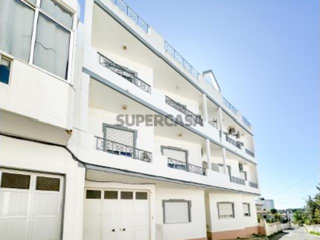 Loulé Apartamento T3 no Segundo Andar e Vista para o Mar e Campo à Venda