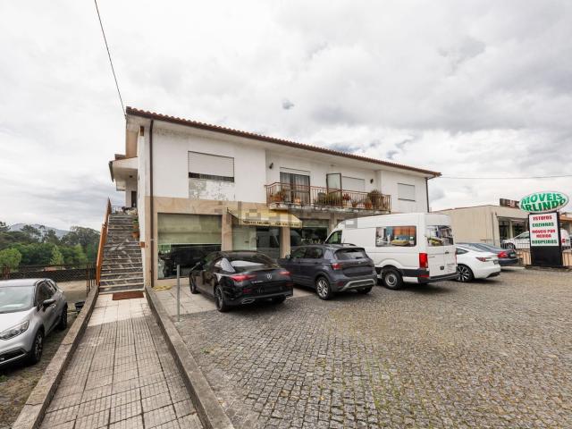 Apartamento, Loureira