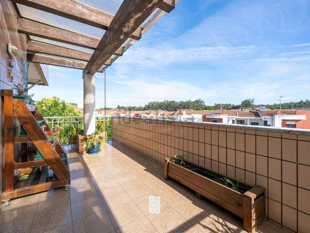 Apartamento, Loureiro