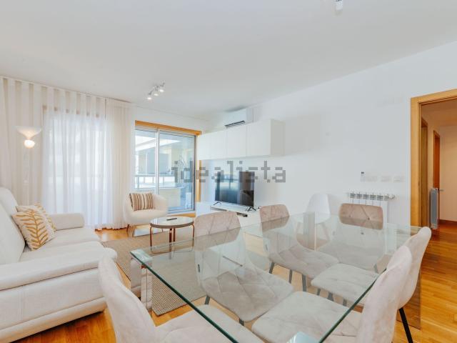 Apartamento, Lumiar