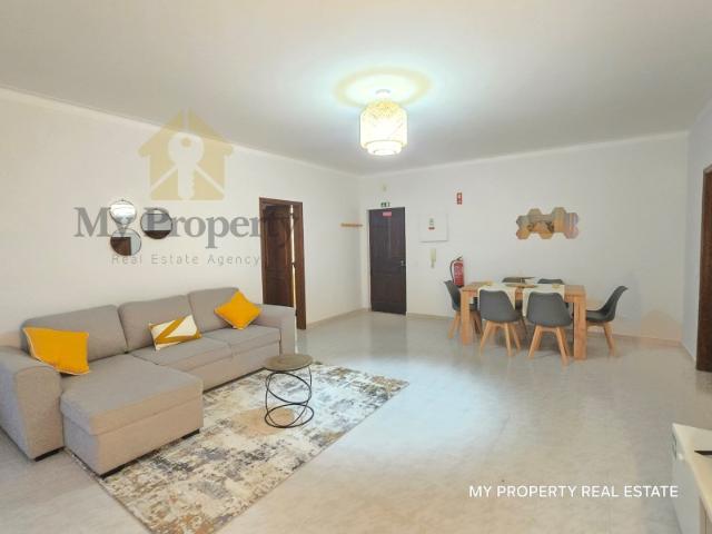 Apartamento Luminoso com Varanda, Próximo da Vila de Alvor e das Praias