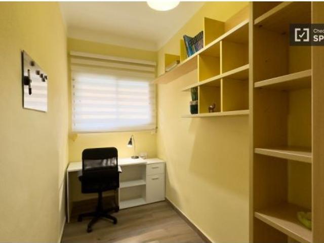 Apartamento luminoso con secador de arriba y venir de Sant Marti, cerca de la playa y del centro de