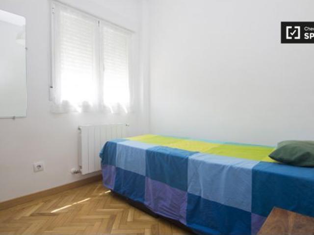 Apartamento luminoso de 2 dormitorios con aire acondicionado en alquiler en Puerta del Angel