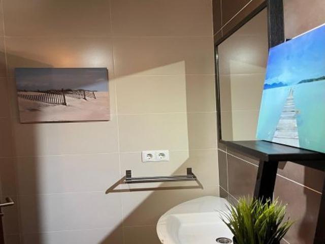 APARTAMENTO LUMINOSO EN URBANIZACIÓN HUERTA DE SANTA RITA – LA ZUBIA, IDEAL PARA PROFESIONALES