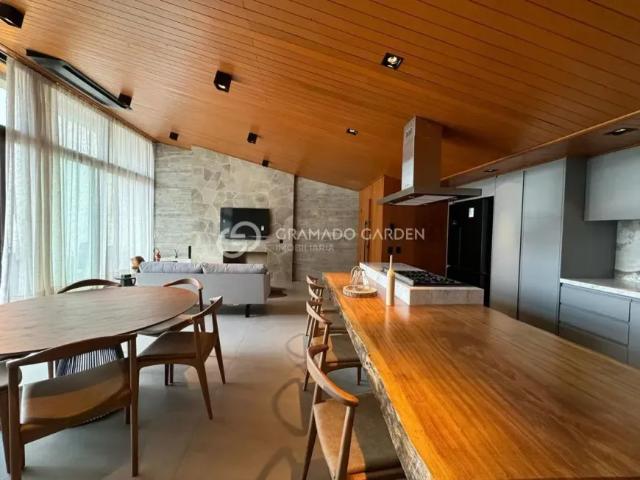 Apartamento, lugar tranquilo com jardim privativo