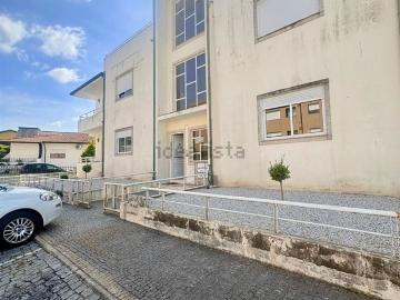 Apartamento, Lustosa