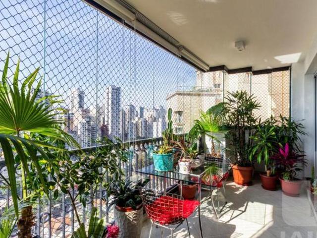 Apartamento luxo com 4 dormitórios sendo 4 suítes e 4 vagas Perdizes