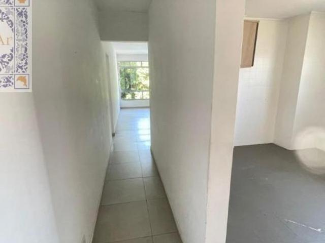 Apartamento mAr dOce lAr com 3 quartos e vaga de garagem fechada no bairro da Ponta da Praia em Sant
