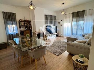Apartamento, Meia Via
