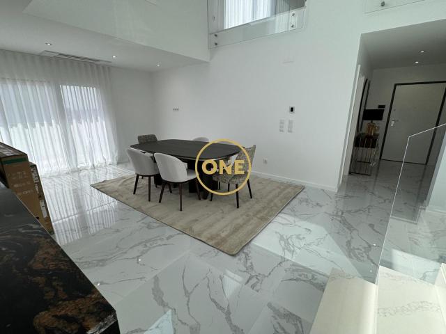 Apartamento mobilado Montijo T4 Duplex