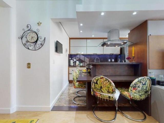 Apartamento mobiliado 02 dormitórios no bairro Vila Assunção, em Porto ALegre
