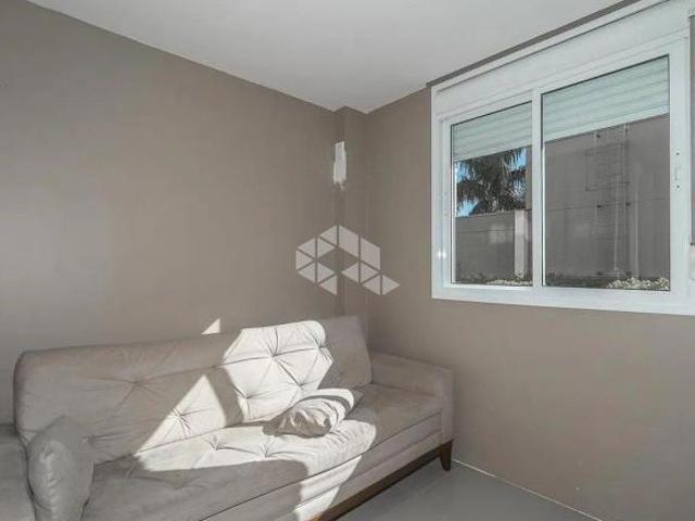 Apartamento Mobiliado 1 Dormitório com 64m², Vaga Coberta e Piscina no Condomínio