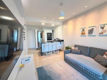 Apartamento mobiliado, 1 quarto, 1 vaga prédio frente mar em Matinhos PR