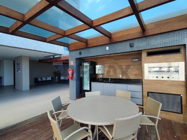 Apartamento Mobiliado 2 Quartos com Vista Mar em Jaguaribe