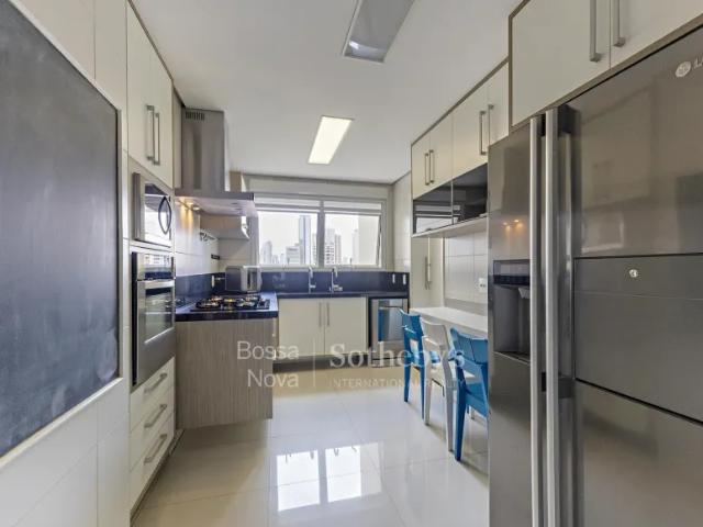Apartamento mobiliado com varanda gourmet e lazer completo no Brooklin