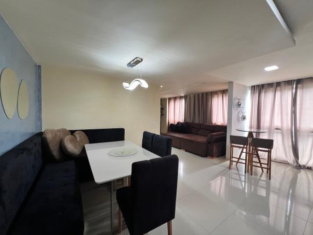 Apartamento Mobiliado com Varanda e Vaga na Imbiribeira