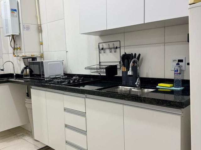Apartamento Mobiliado com Varanda em Santo Cristo