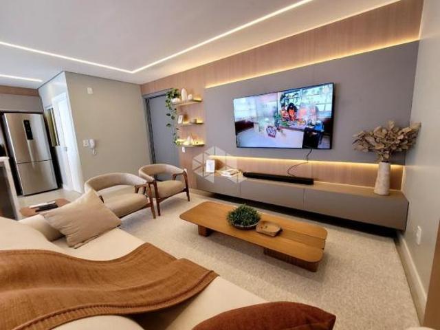 Apartamento mobiliado com 03 dormitórios no centro