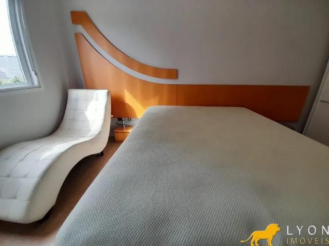 Apartamento mobiliado com 1 dormitório e 1 vaga