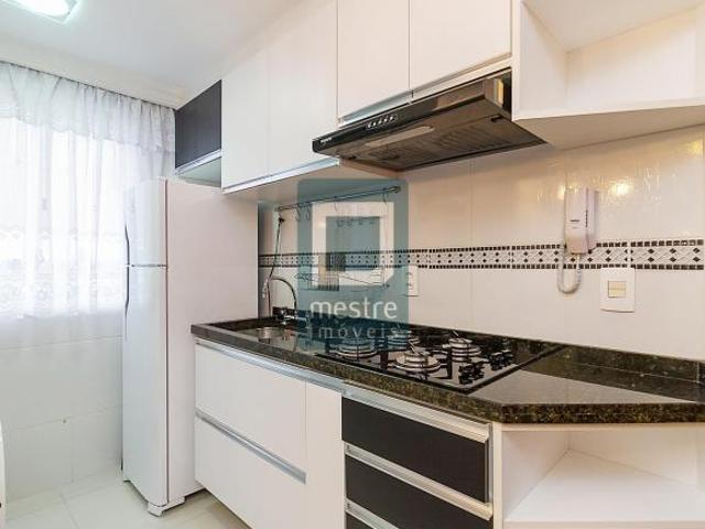Apartamento mobiliado com 1 quarto e 1 vaga no Portão