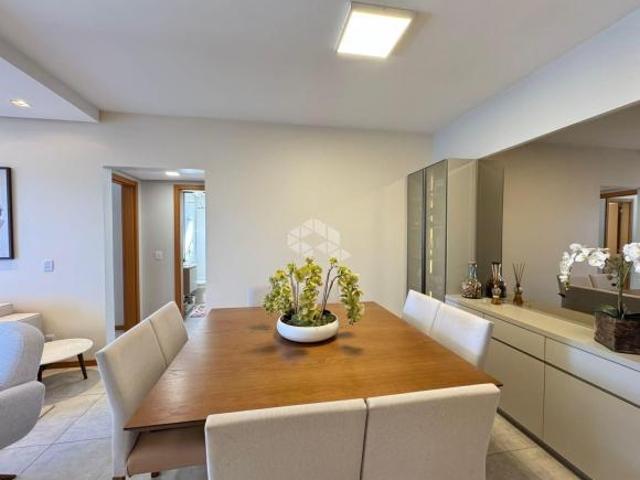 Apartamento mobiliado com 2 dormitórios 01 suíte e dois boxes no Bairro Santo Inácio!