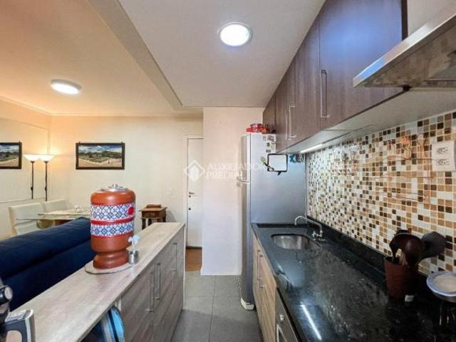 Apartamento mobiliado com 2 dormitórios, 1 vaga e infra em Canoas