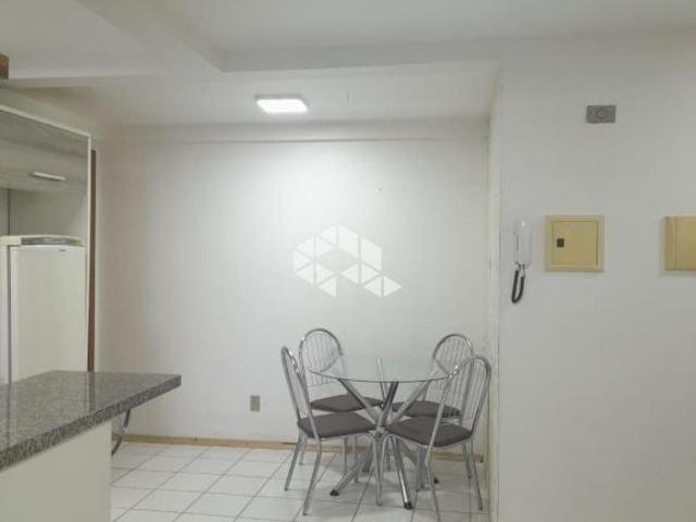 Apartamento mobiliado com 2 dormitórios, 1vaga de garagem