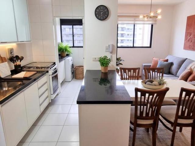 Apartamento Mobiliado com 2 Quartos à Venda no Brigadeiro Towers Centro Batel, Curitiba
