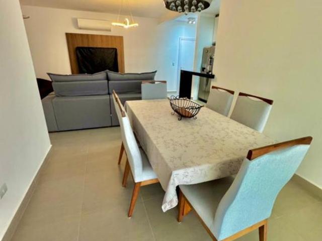 APARTAMENTO MOBILIADO COM 3 DORMITÓRIOS NO CENTRO