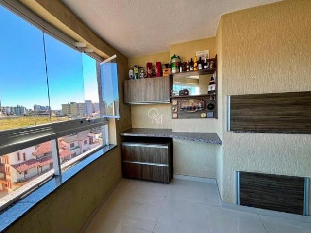 Apartamento mobiliado, com 3 quartos, no Jardim América