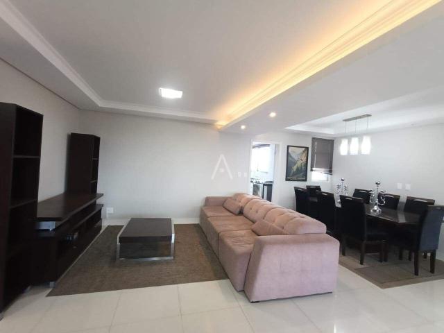 Apartamento mobiliado com 4 quartos para locação no Centro de Cascavel/PR