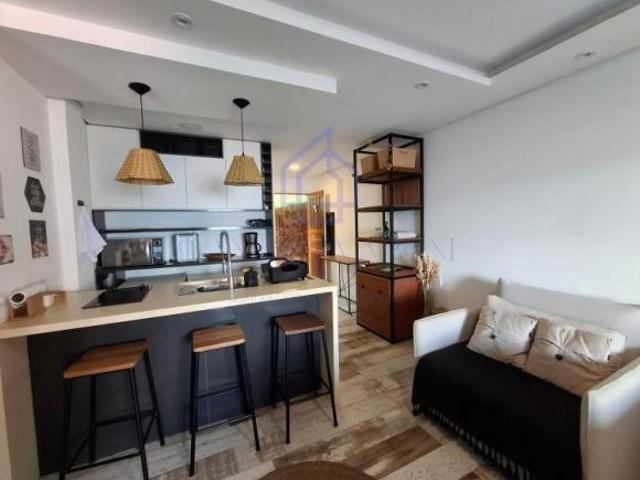 APARTAMENTO MOBILIADO À VENDA COM VISTA PARA O MAR, EM ILHABELA SP