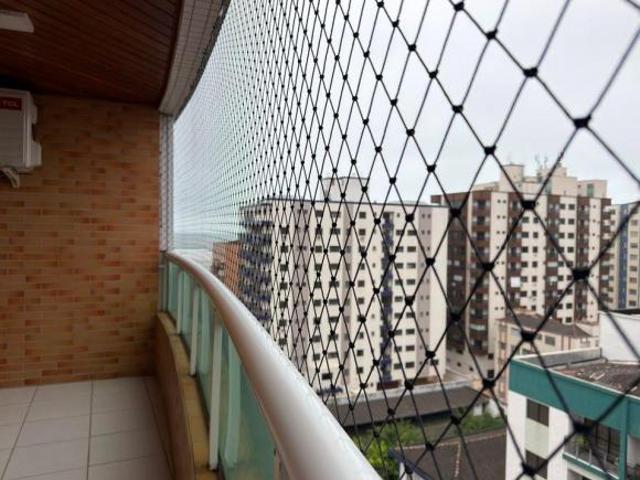 Apartamento mobiliado à venda na Guilhermina com vista para o mar